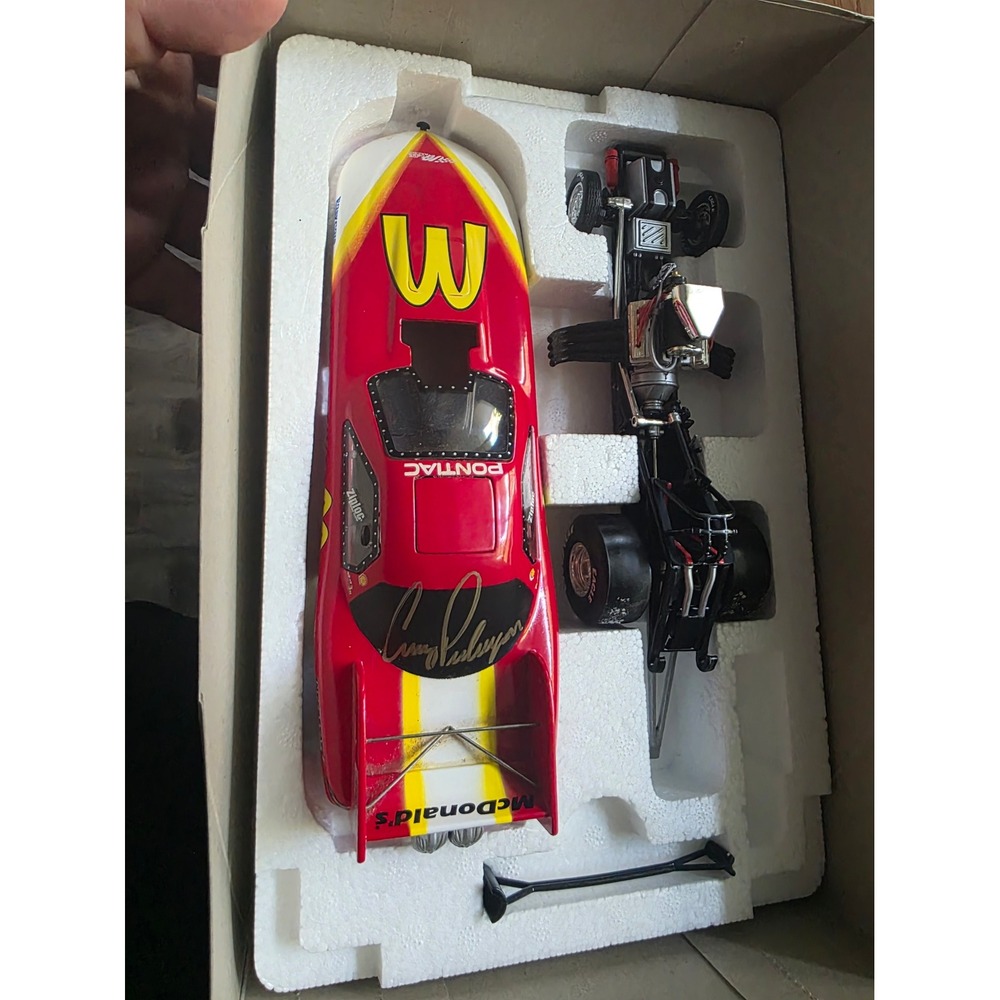 Cruz Pedregon 1997 McDonalds Pontiac Firebird Funny Car 1:24 Diecast NHRA 1/3500 - Picture 2 of 9